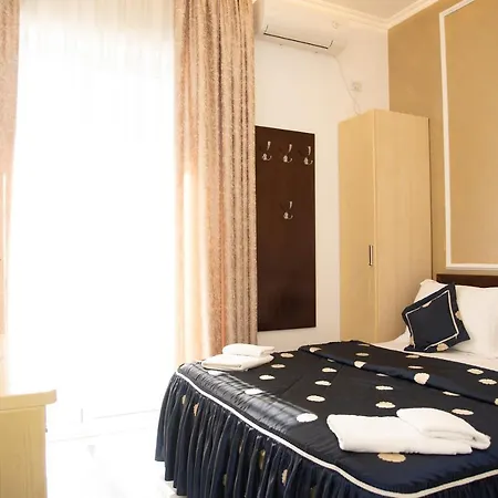 Hotell Elite Golem (Tirana)