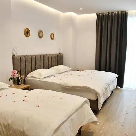 Hotell Elite Golem (Tirana)