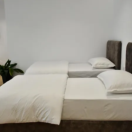 Elite Hotell 4*
