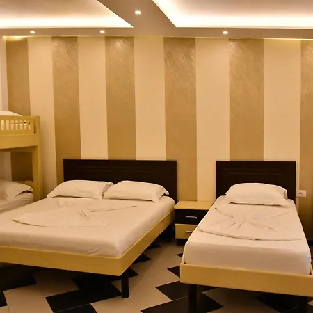 Hotell Elite Golem (Tirana)