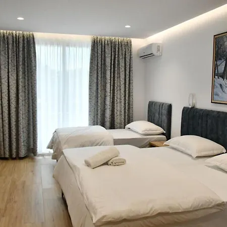 Elite Hotell 4*