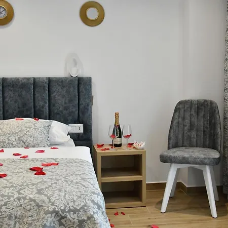 Hotel Elite Golem (Tirana)