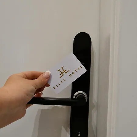 Elite Golem (Tirana)